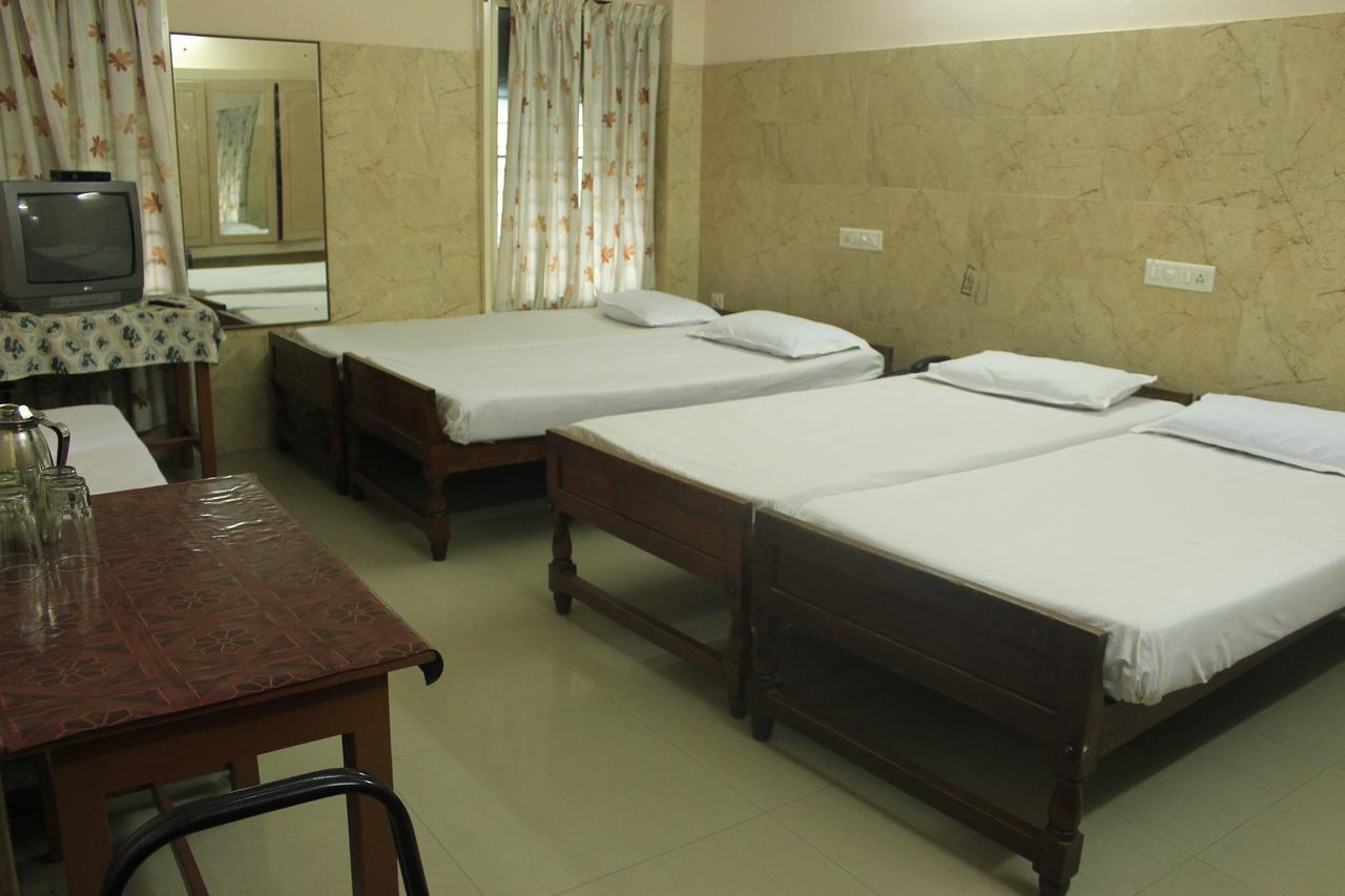 Hotel Sukhvas Thiruvananthapuram Dış mekan fotoğraf