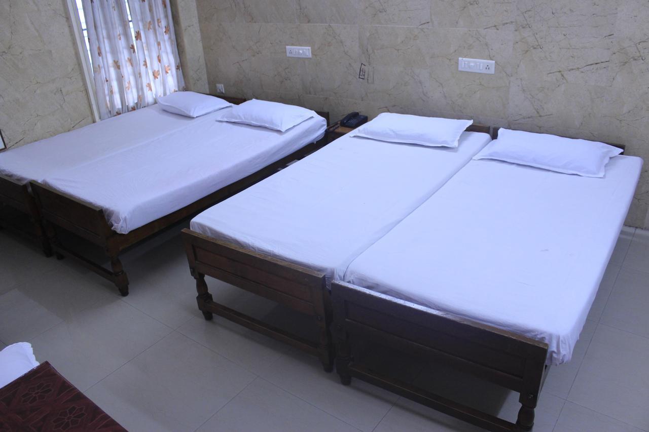 Hotel Sukhvas Thiruvananthapuram Dış mekan fotoğraf